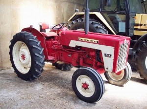 International Harvester 434